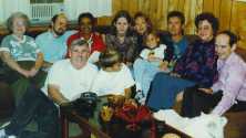 David and Tommy in the front. From the left:
Edna, William, Mary, Amber, Valerie, Christina, Jay, Sue & Larry